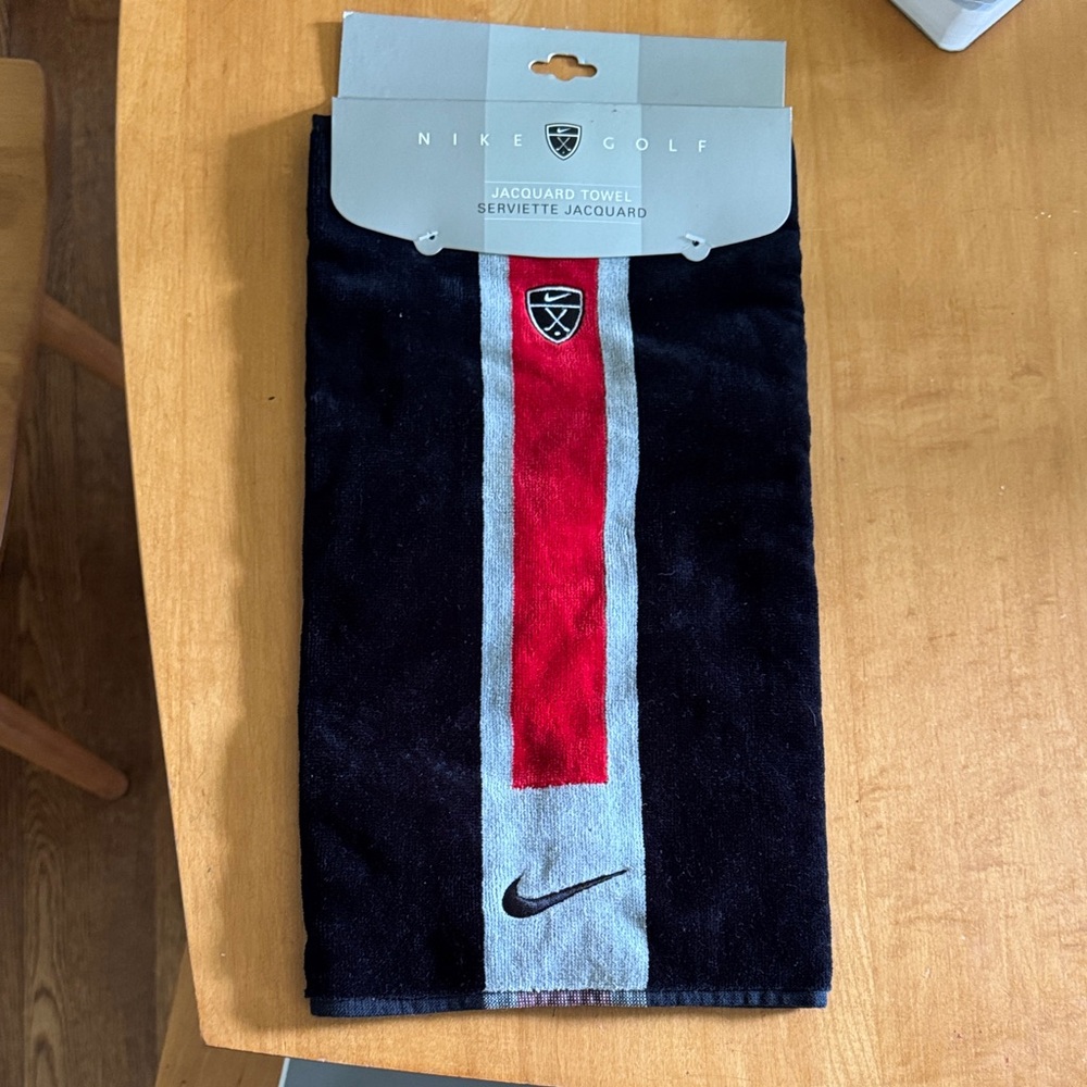 Vintage Nike Golf Jacquard Towel 2005